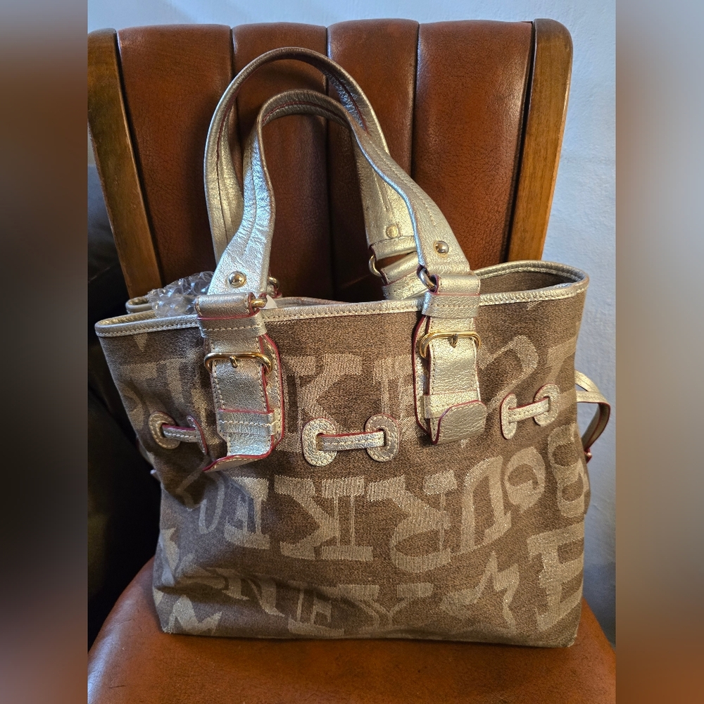 Dooney & Bourke Tan and Cream Graphic Tote - Picture 3 of 7